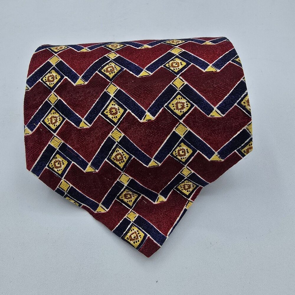 Vintage Smith Forester Red Yellow Blue 100% Silk Men’s NeckTie 58 X 4 Inches